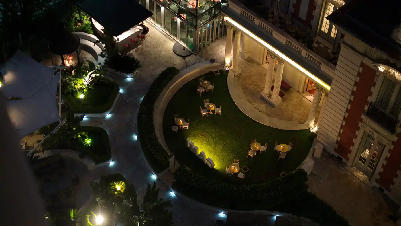 Buses y traslados para los amigos de la quinceañera