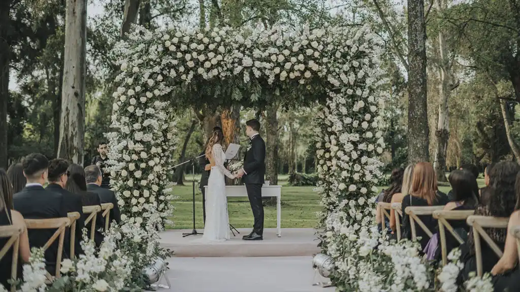 Diseño floral, ramos y tocados de novia