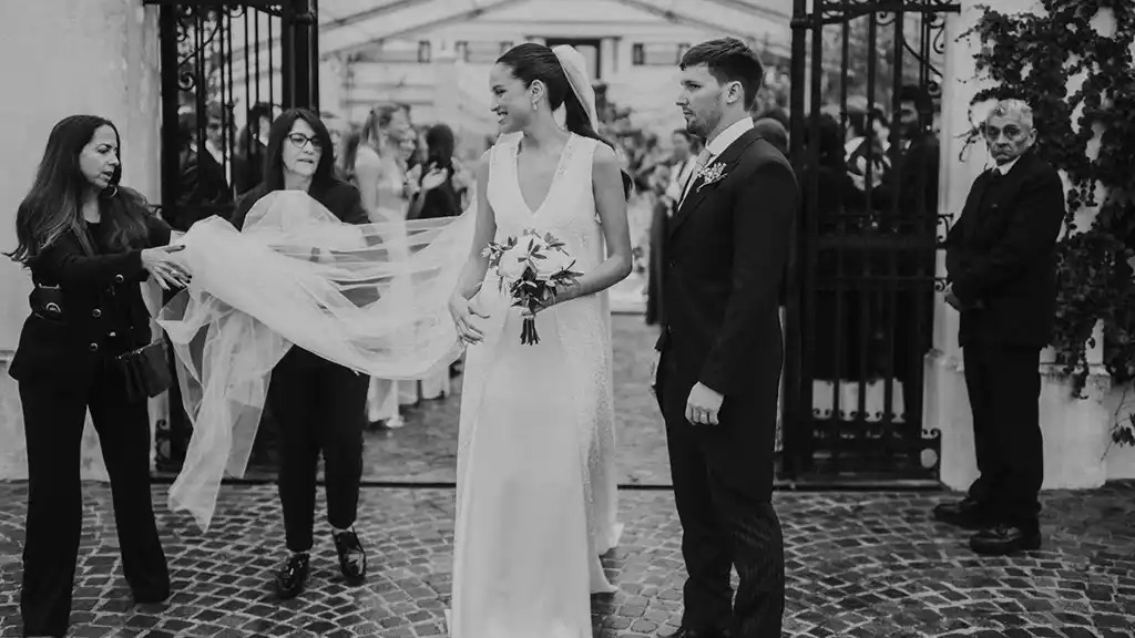 Diseño de invitaciones, gráfica y señalética