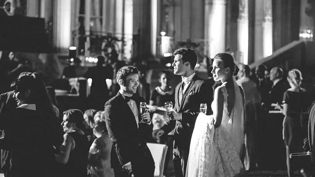 Transporte de lujo para novios e invitados